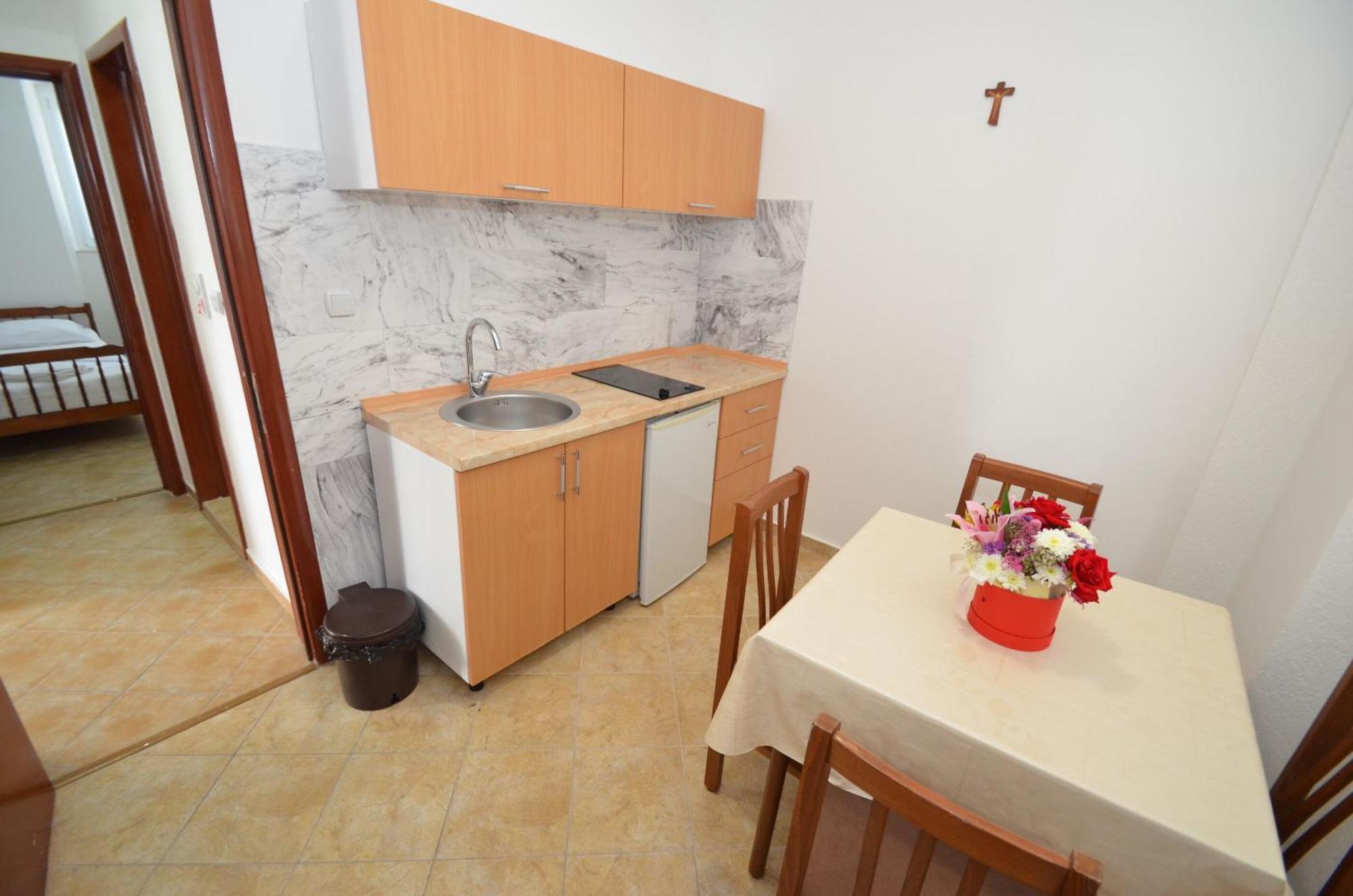 Apartments Mir I Dobro Cattaro Esterno foto