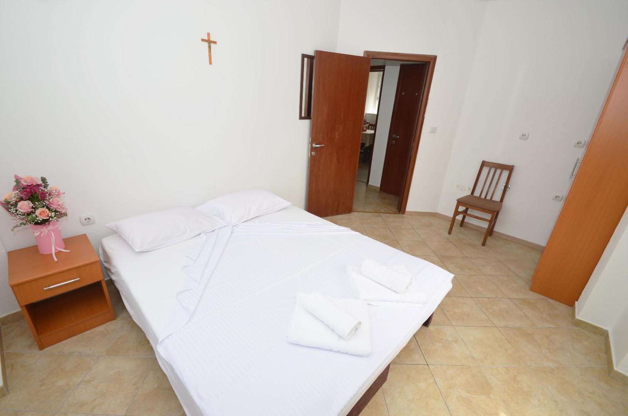 Apartments Mir I Dobro Cattaro Esterno foto