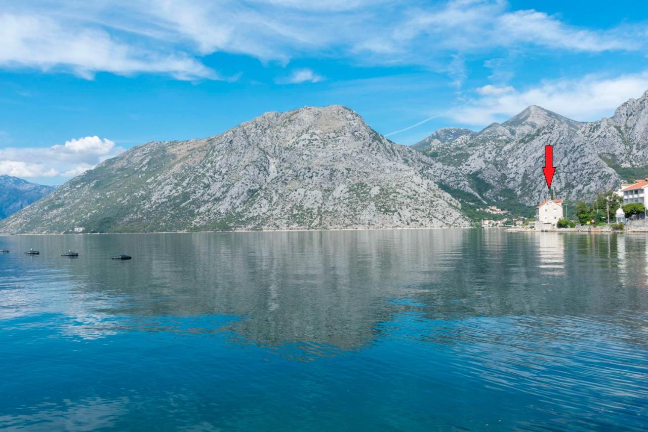 Apartments Mir I Dobro Cattaro Esterno foto